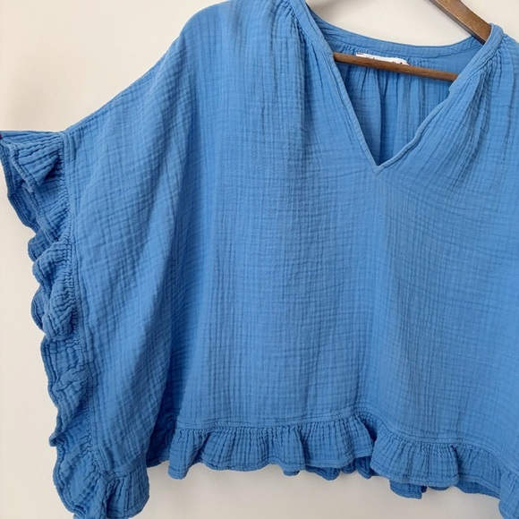 Xirena Cotton Gauze Ruffle V Neck Top Small Blue - Picture 4 of 11